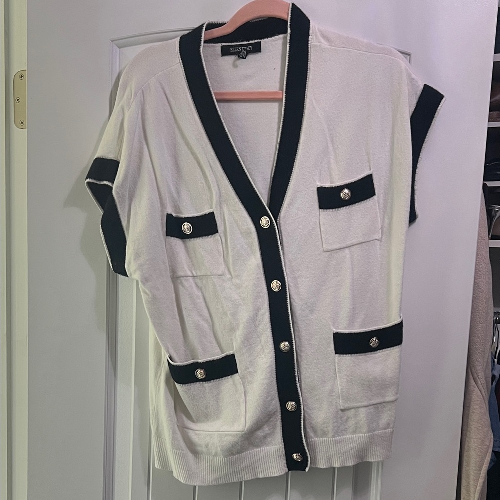 Ellen Tracy sweater size m